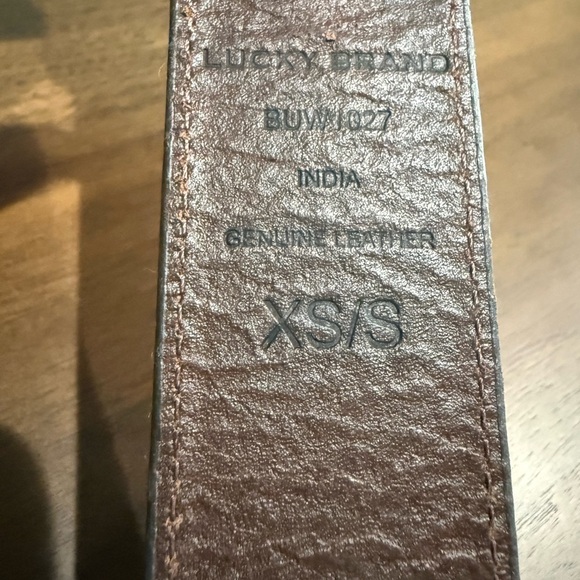Lucky Brand Brown Leather Belt  with gold/brass colored buckle XS/S - Picture 5 of 5